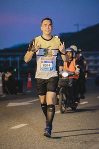 BIB: 6514
                            <button type="button" onclick="openModal(3396479)" class="btn btn-primary btn-sm float-right btn-popup" data-toggle="modal" data-target=".modal-high-quality">
                        <i class="fas fa-shopping-cart"></i> Add to Cart
                    </button>
                                            <button type="button" onclick="isThisMe(3396479, true)" class="btn btn-success btn-sm float-right btn-popup btn-isme hidden" data-toggle="tooltip" data-placement="bottom" title="นี่คือรูปของคุณใช่ไหม คลิกที่นี่เพื่อเอาเข้าอัลบั้ม">
                        <i class="fas fa-plus"></i> Add to album
                    </button>
                    <button type="button" onclick="isThisMe(3396479, false)" class="btn btn-warning btn-sm float-right btn-popup btn-isnotme hidden">
                        <i class="fas fa-ban"></i> Remove from album
                    </button>